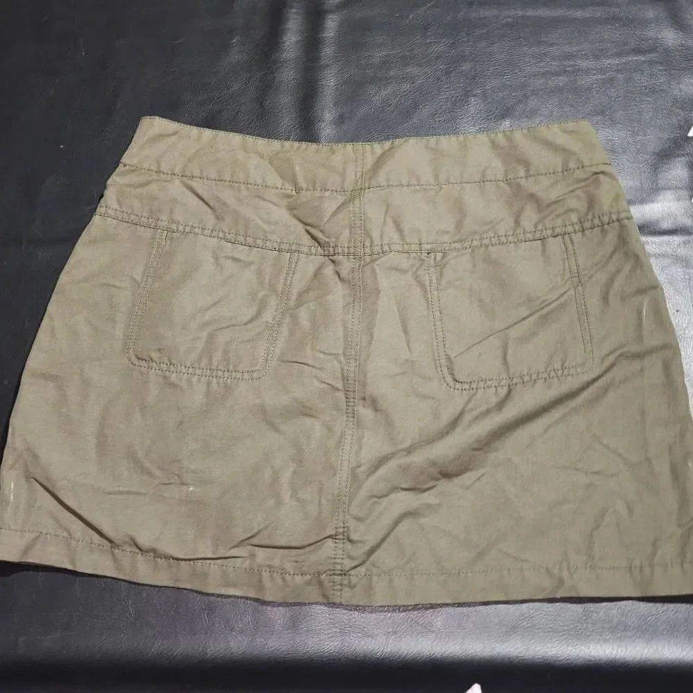 ACG Nike Womens Olive Green Skort 14‎